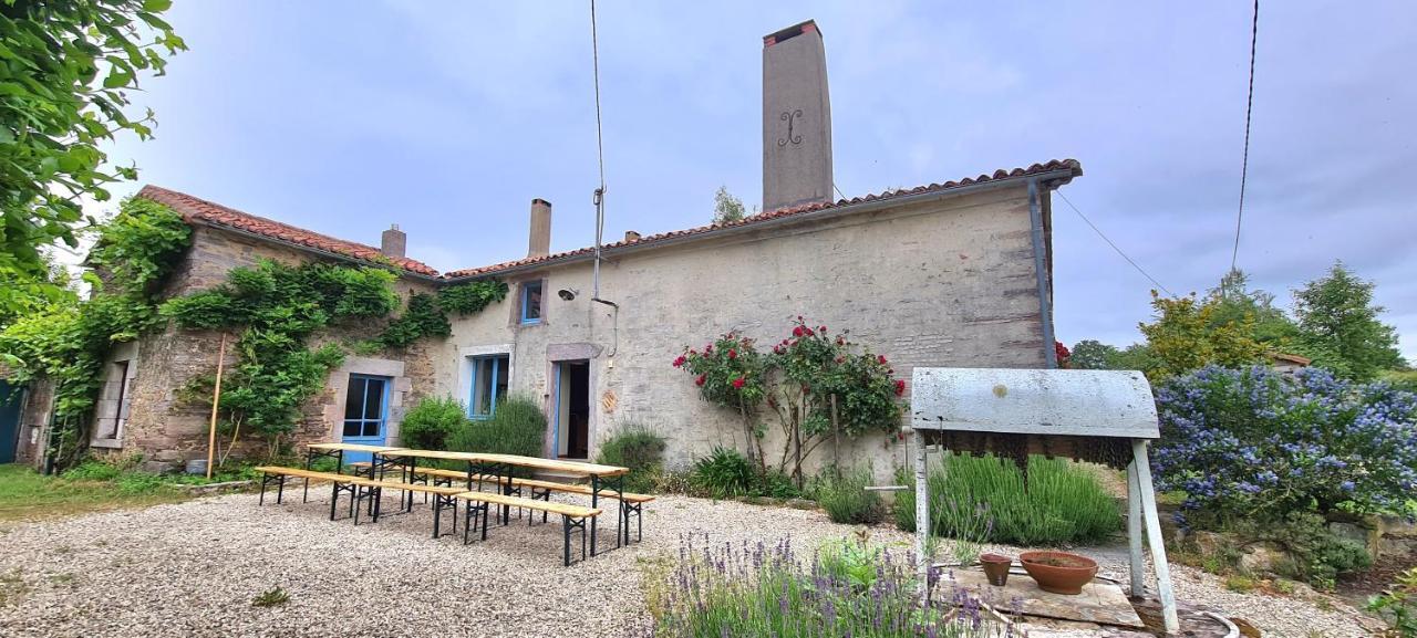 Le Terrier maison de campagne 250 m2 grande capacité 20 couchages, 4500m2 de terrain Villa Saint-Pierre-du-Chemin Exterior foto